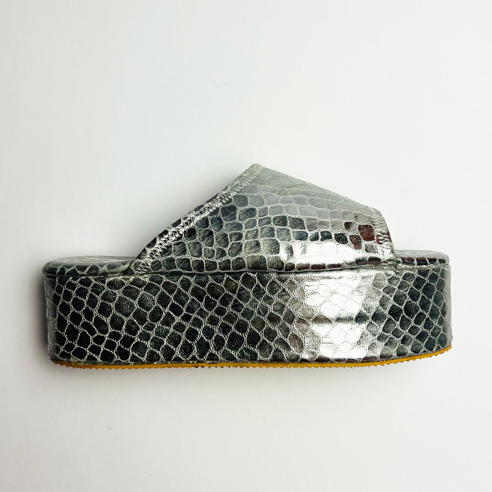 ZOUBI Shoes