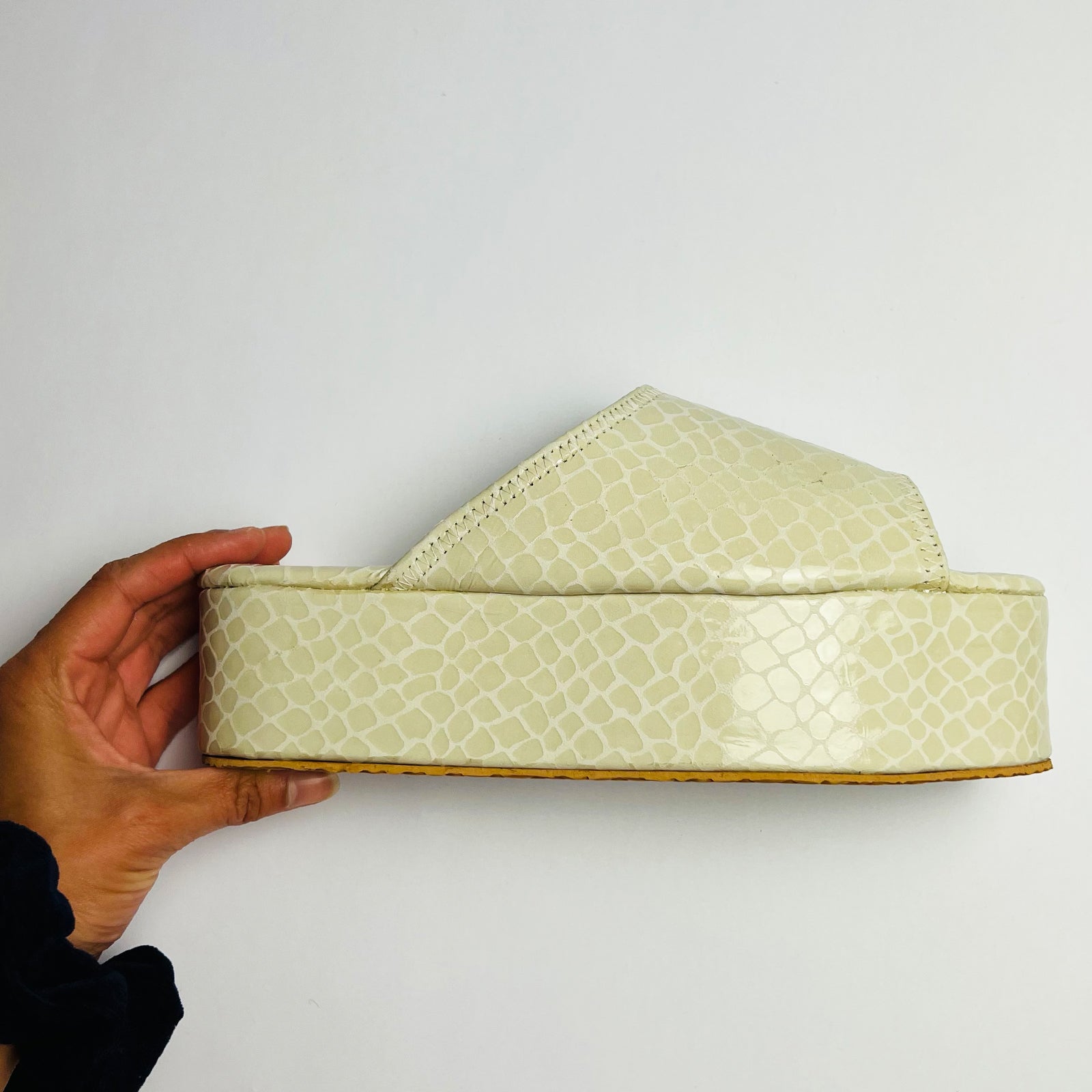 ZOUBI Shoes