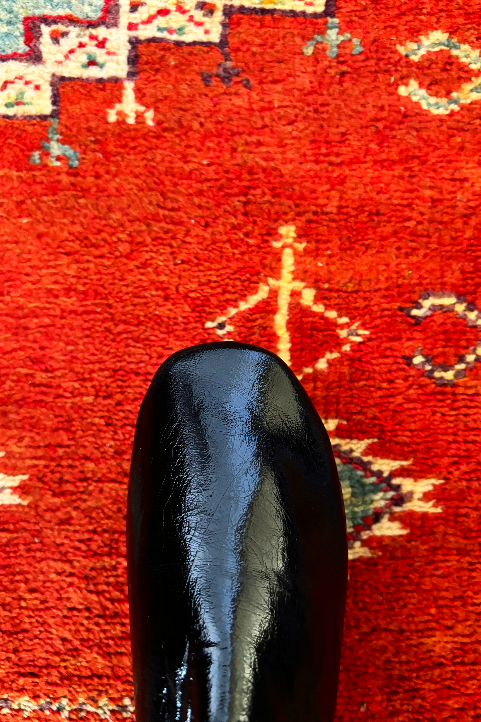ZOUBI (Closed) Shoes