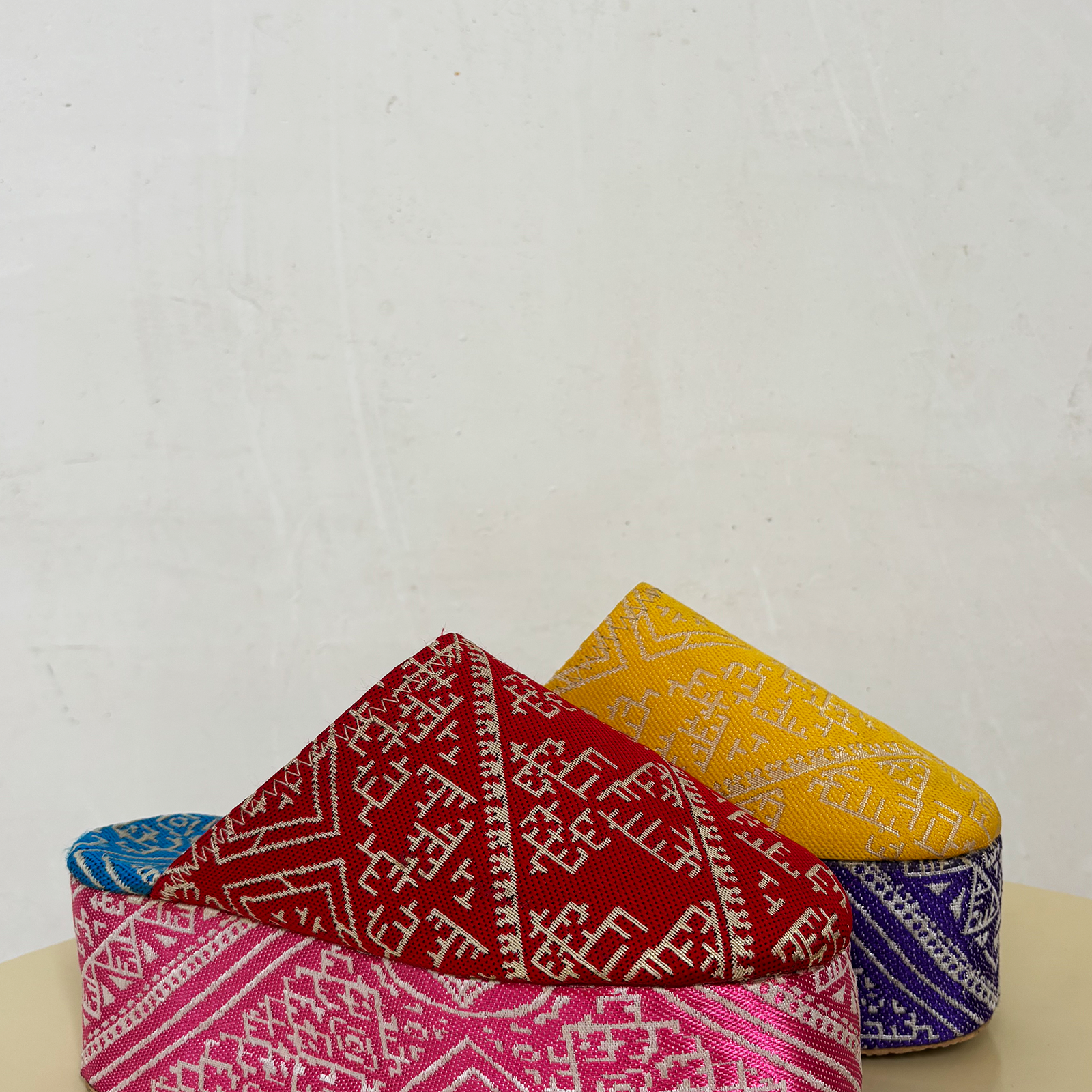 ZOUBI (Closed) Shoes